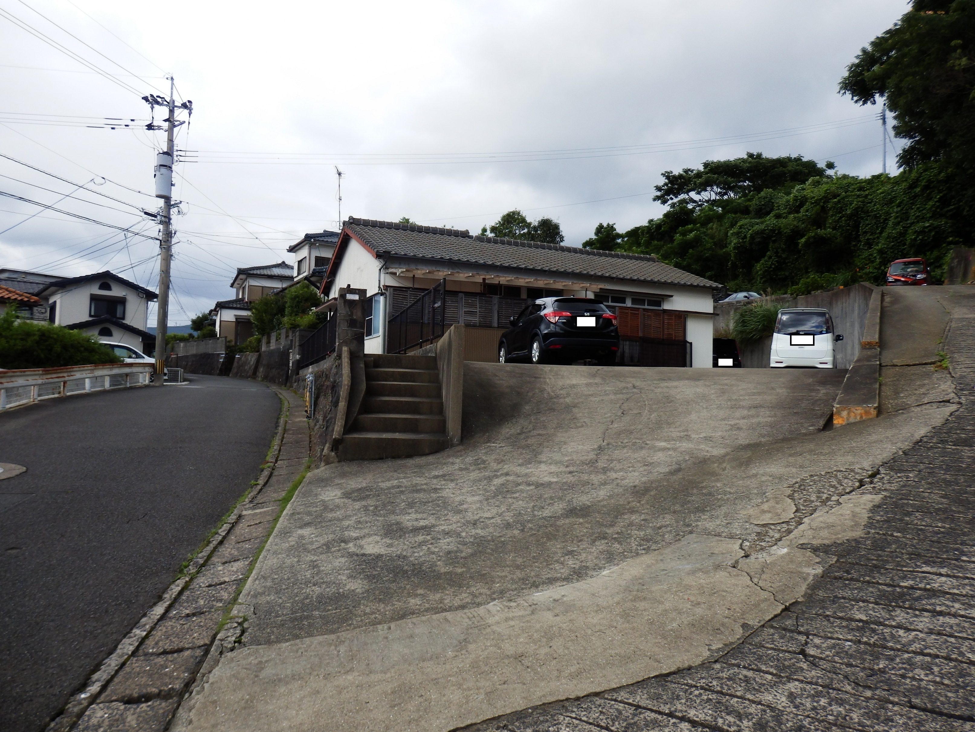 松山町野中駐車場